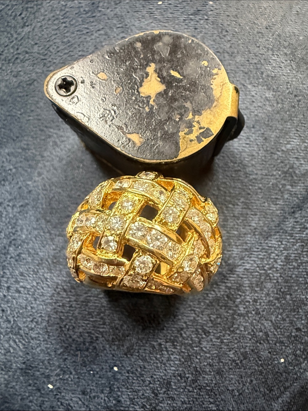 Elegant Round Diamonds Solid 18K Yellow Gold Ring